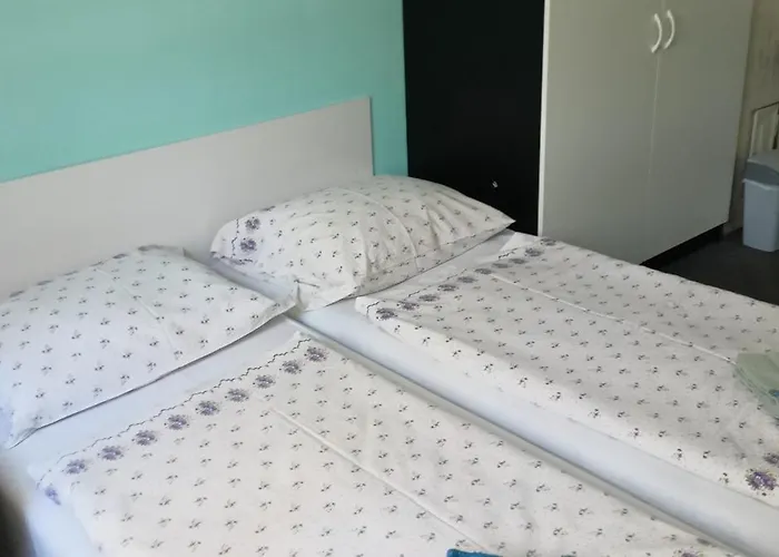 Janami Rakvice بيت ضيافة Břeclav